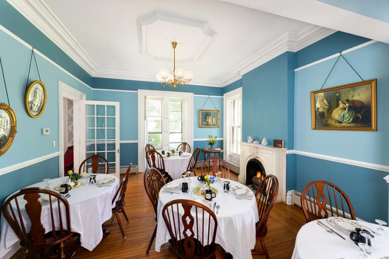 Rosemont Inn Utica Extérieur photo