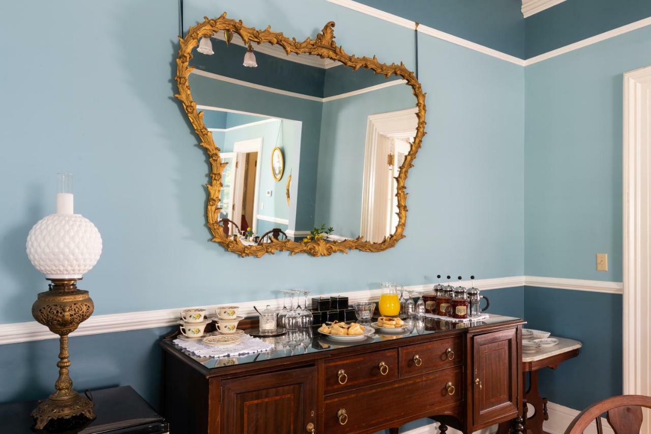 Rosemont Inn Utica Extérieur photo
